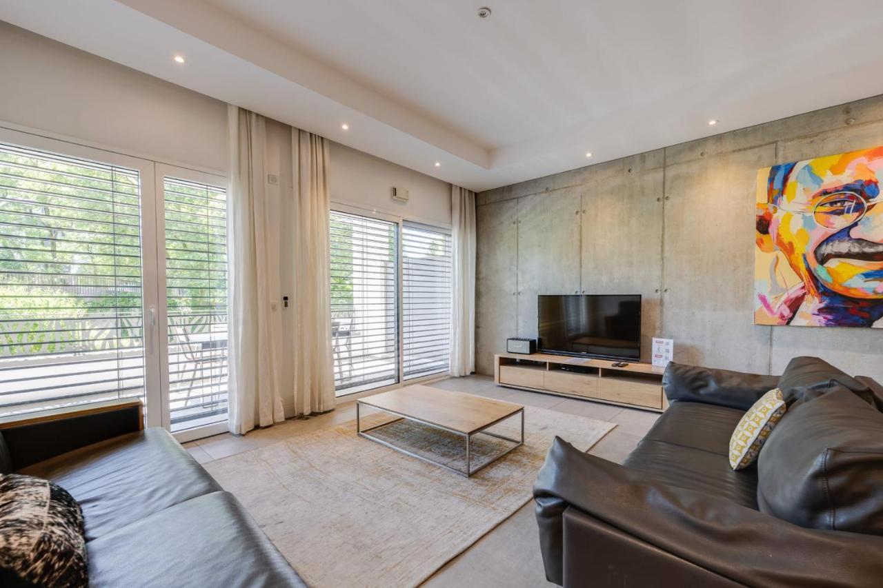 Le Kube - Appartements De Prestige Au Centre D'アヌシー エクステリア 写真