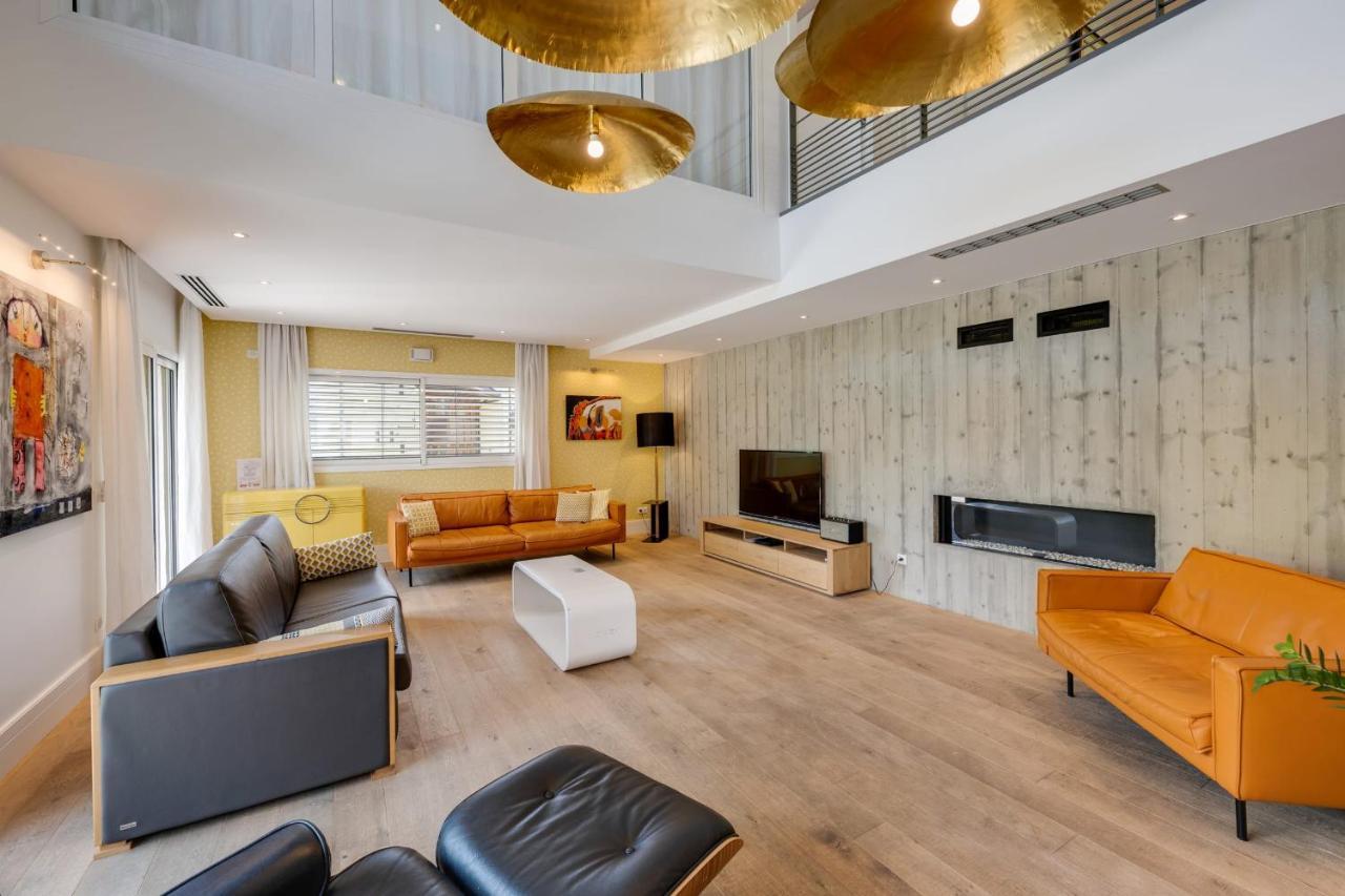 Le Kube - Appartements De Prestige Au Centre D'アヌシー エクステリア 写真